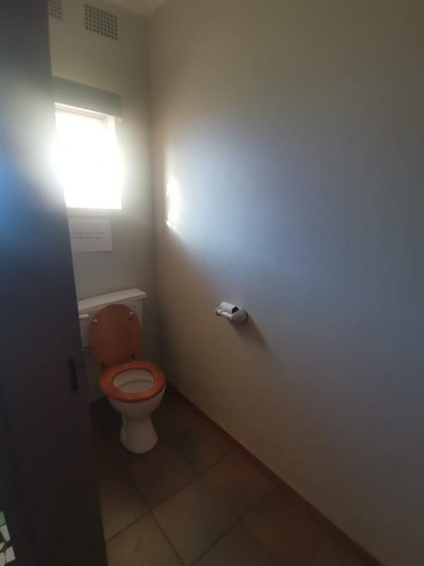 To Let 1 Bedroom Property for Rent in Die Bult North West